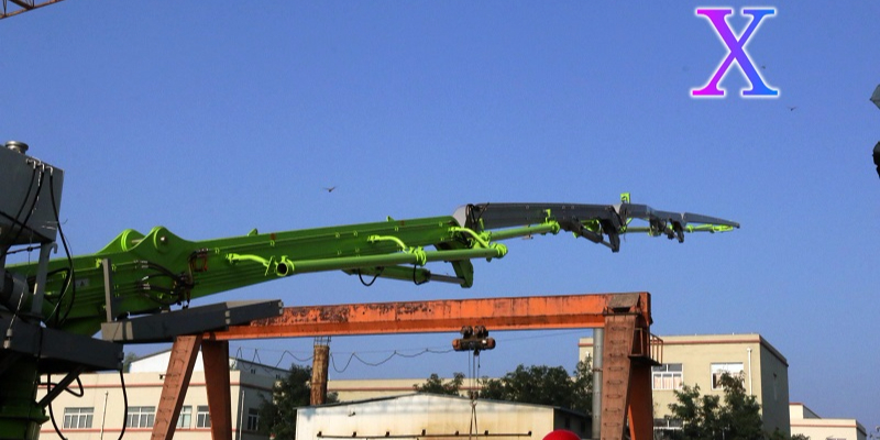 混（hún）凝土布料機安裝（zhuāng）使用過程中（zhōng）的注意哪些事項——科尼樂