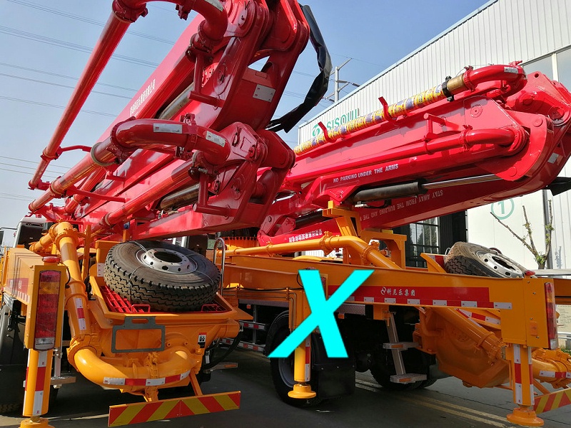 青島小型（xíng）混凝（níng）土泵車價格 (11)