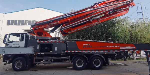 為什麽32米泵車能高效泵送？以下幾點控製係統要注意