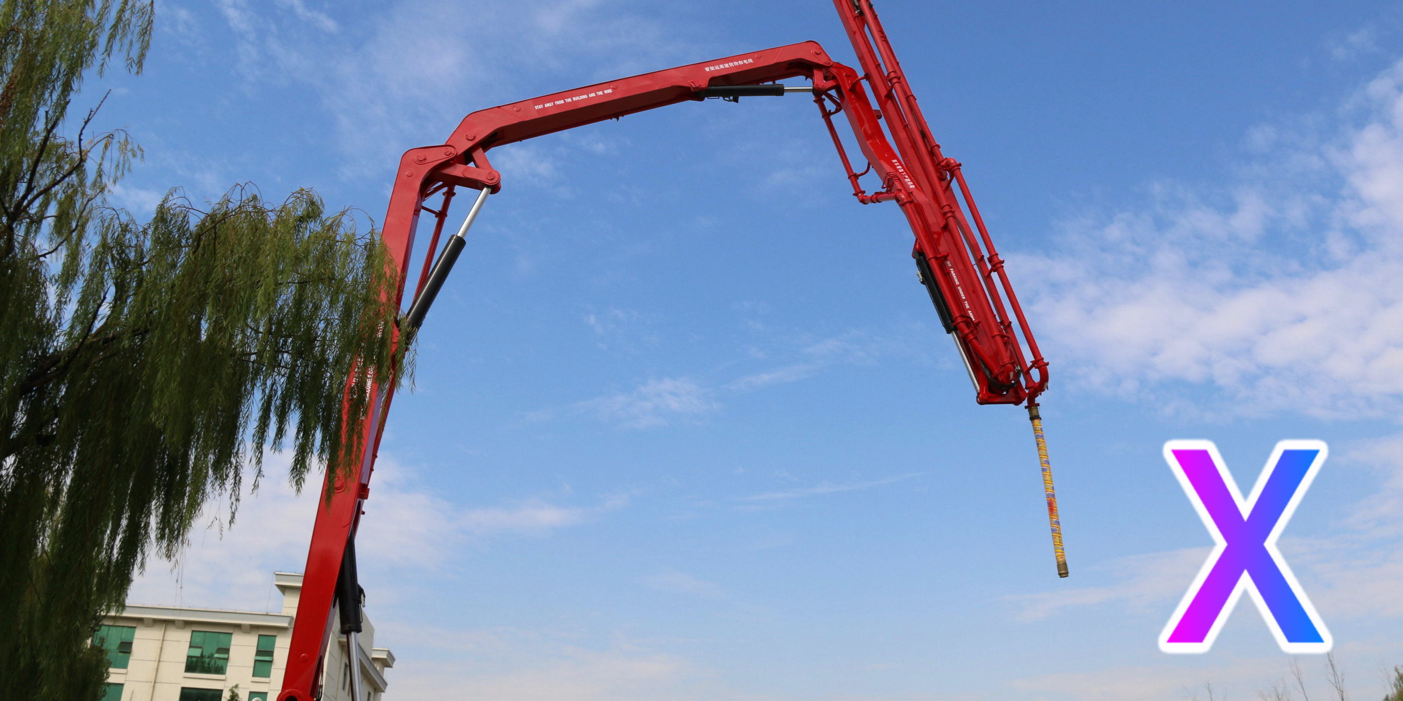 小型混凝土泵車（chē）實際施工過程中必須注意哪些重要事項？——科尼樂