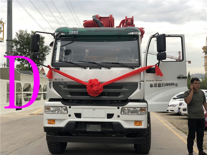 青島混凝（níng）土泵車價格 (4)