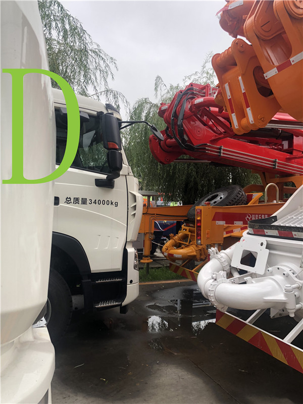 青島混凝土泵車（chē）價格 (8)