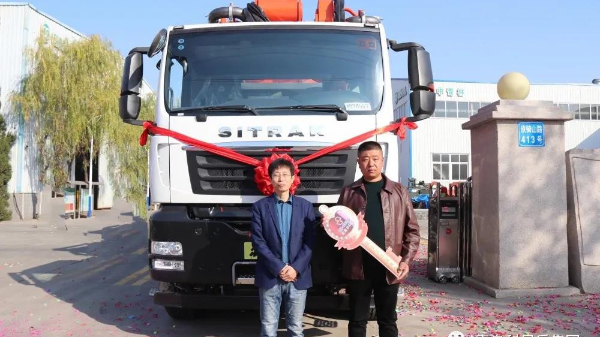 再下（xià）一“城”！科尼樂67米泵車刷新膠州市場新標（biāo）杆！