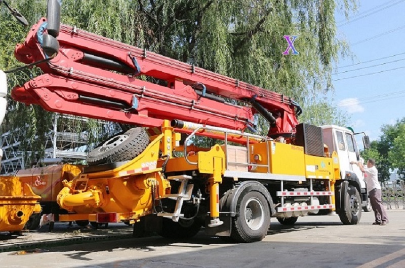 小（xiǎo）型泵車