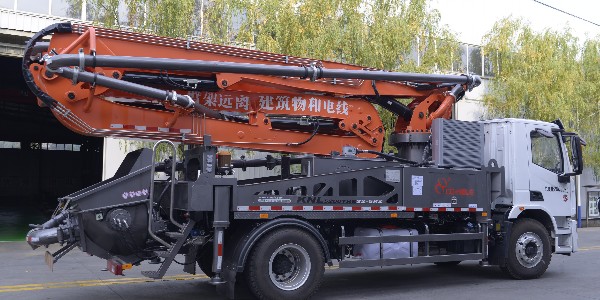 泵車的變速箱和分動（dòng）箱能提供哪些動力