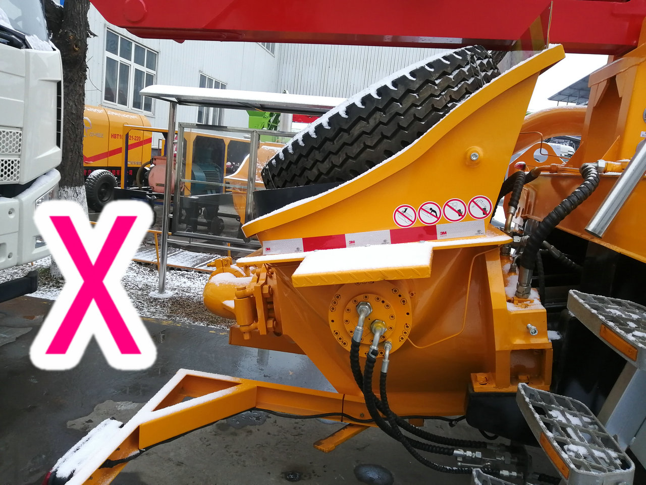 青（qīng）島小型混凝土泵車價格 (27)