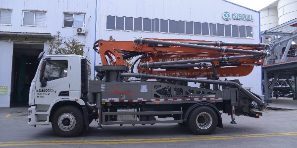 客（kè）戶在考慮泵（bèng）車（chē）底盤時（shí），有4點因素會受到影響