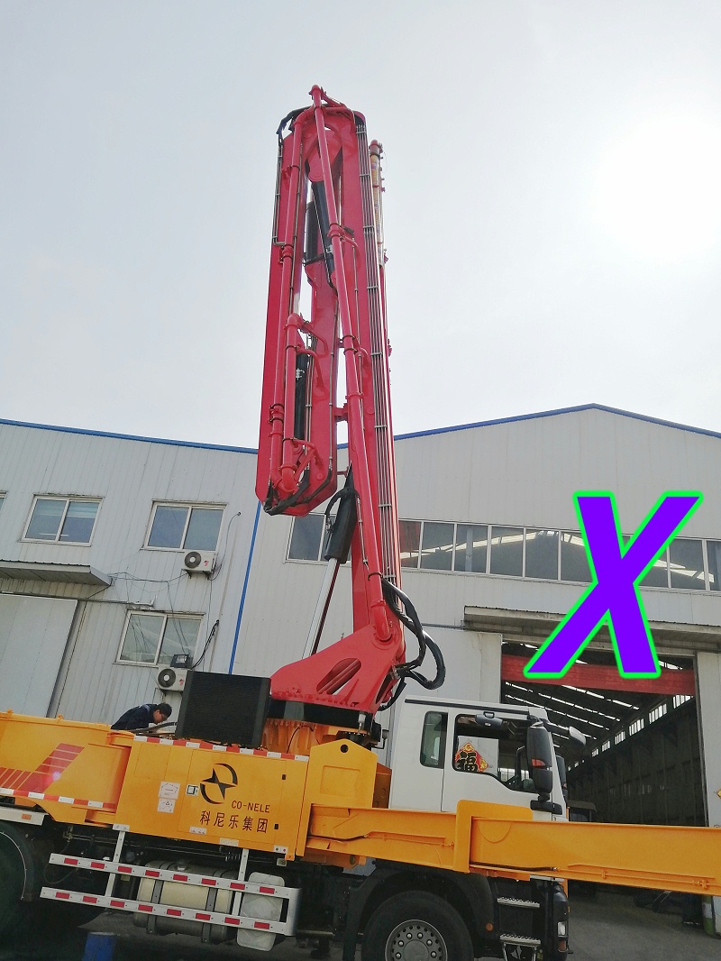 青島小型混凝土泵車價格（gé） (3)