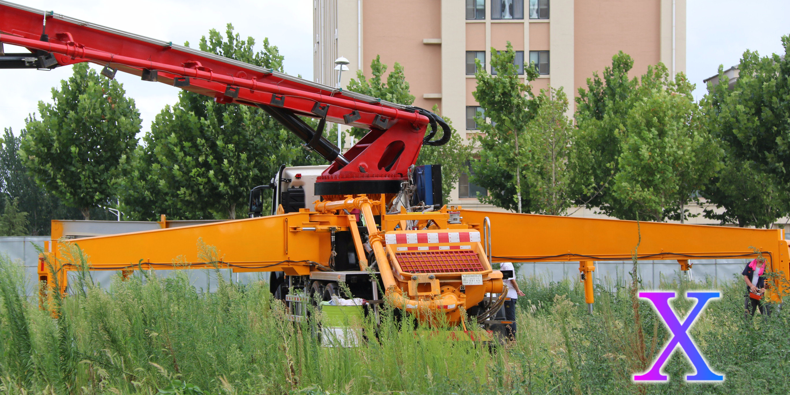 科尼樂小型混凝土泵車分動箱切換出現故障（zhàng）怎麽辦？（二（èr））