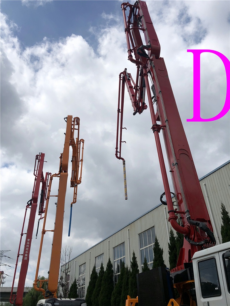 青島混（hún）凝土泵車價格 (1)