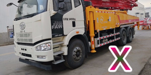 為什麽小型混（hún）凝土泵車部分位置的（de）臂架不能打開或移動？