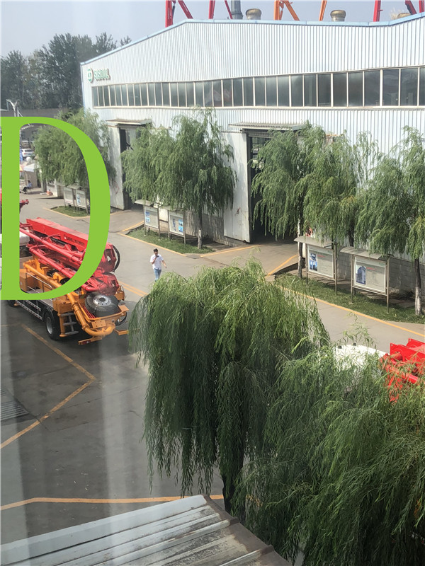 青島（dǎo）混凝土泵車價格 (15)