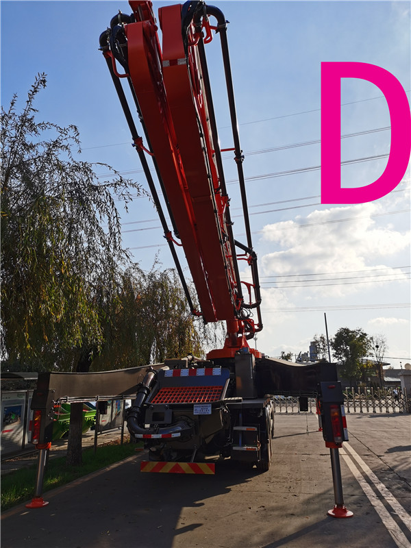 青島混凝土泵車價格（gé） (3)