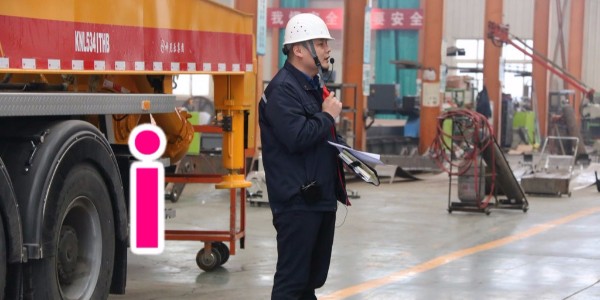 混凝土泵在更（gèng）換油嘴（zuǐ）或（huò）總成時應（yīng）當做好哪些部位的清潔工（gōng）作？