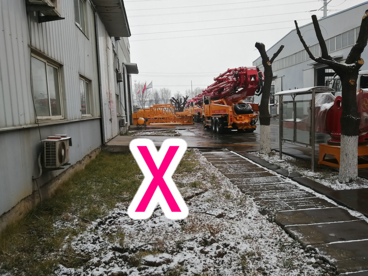 青島小型（xíng）混凝土泵車價格 (3)