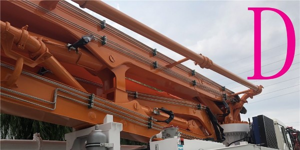 小型混凝土（tǔ）泵車“發燒”怎（zěn）麽辦？