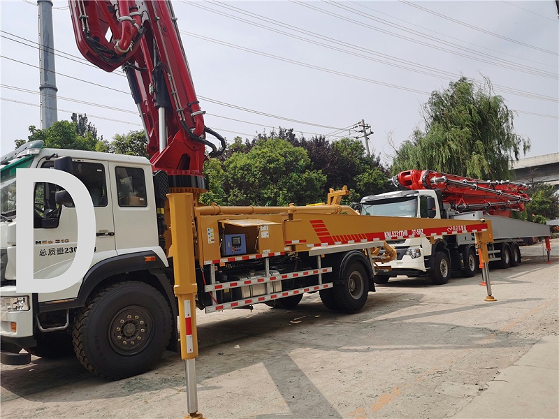 青島混（hún）凝土泵車（chē）價格 (15)