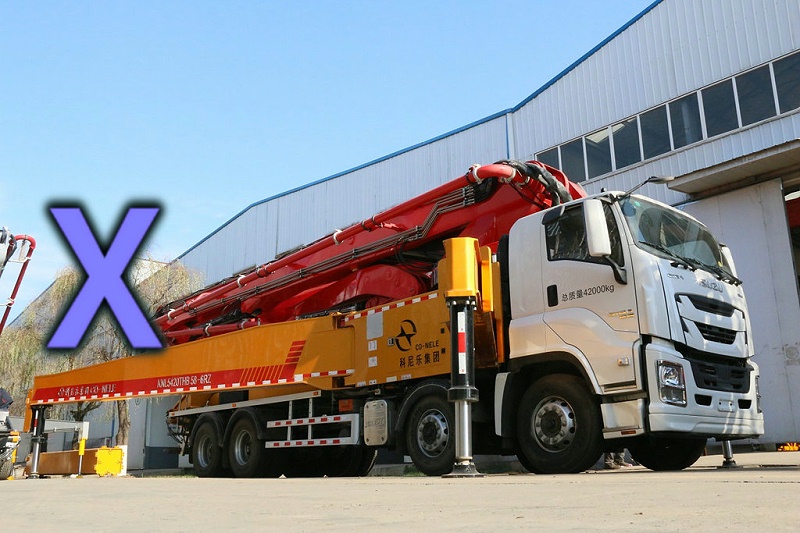 青島（dǎo）小型混凝土泵車價格（gé） (3)