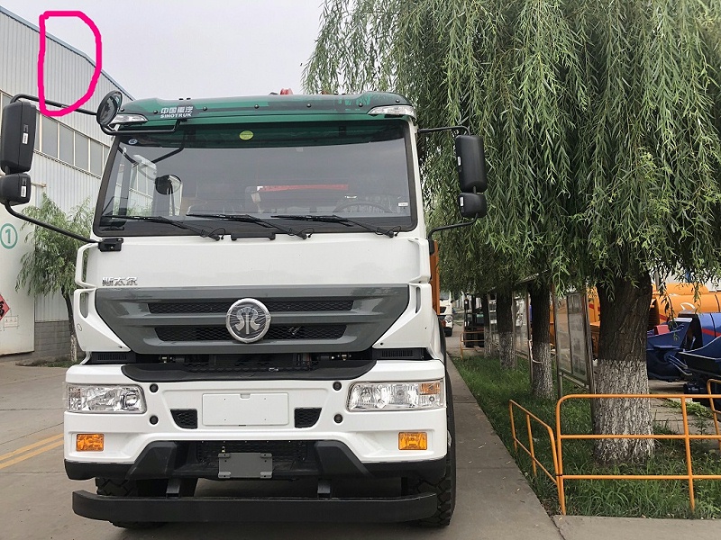 青島小型（xíng）混凝土泵車價格 (2)