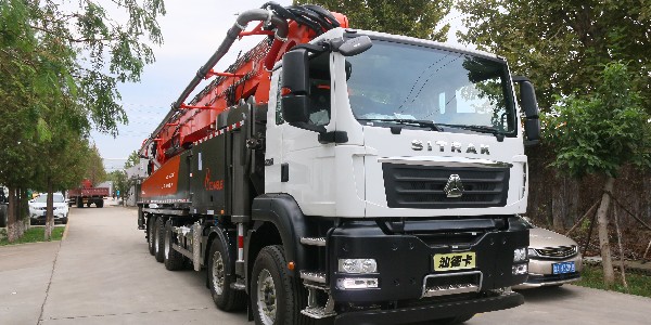 科尼（ní）樂汕德卡70米泵車