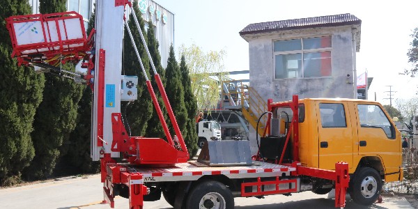 科尼樂32米雲梯車搬運，省時省力（lì），它的作用有哪些你知道嗎