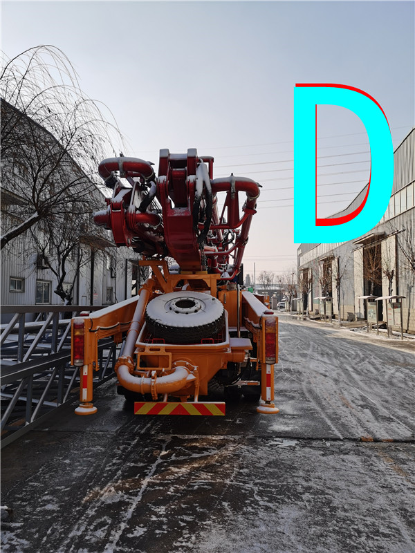 青島混凝（níng）土泵車價格 (110)