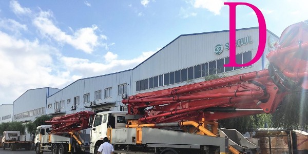 如何挑（tiāo）選一台合適的小（xiǎo）型混凝土（tǔ）泵車？