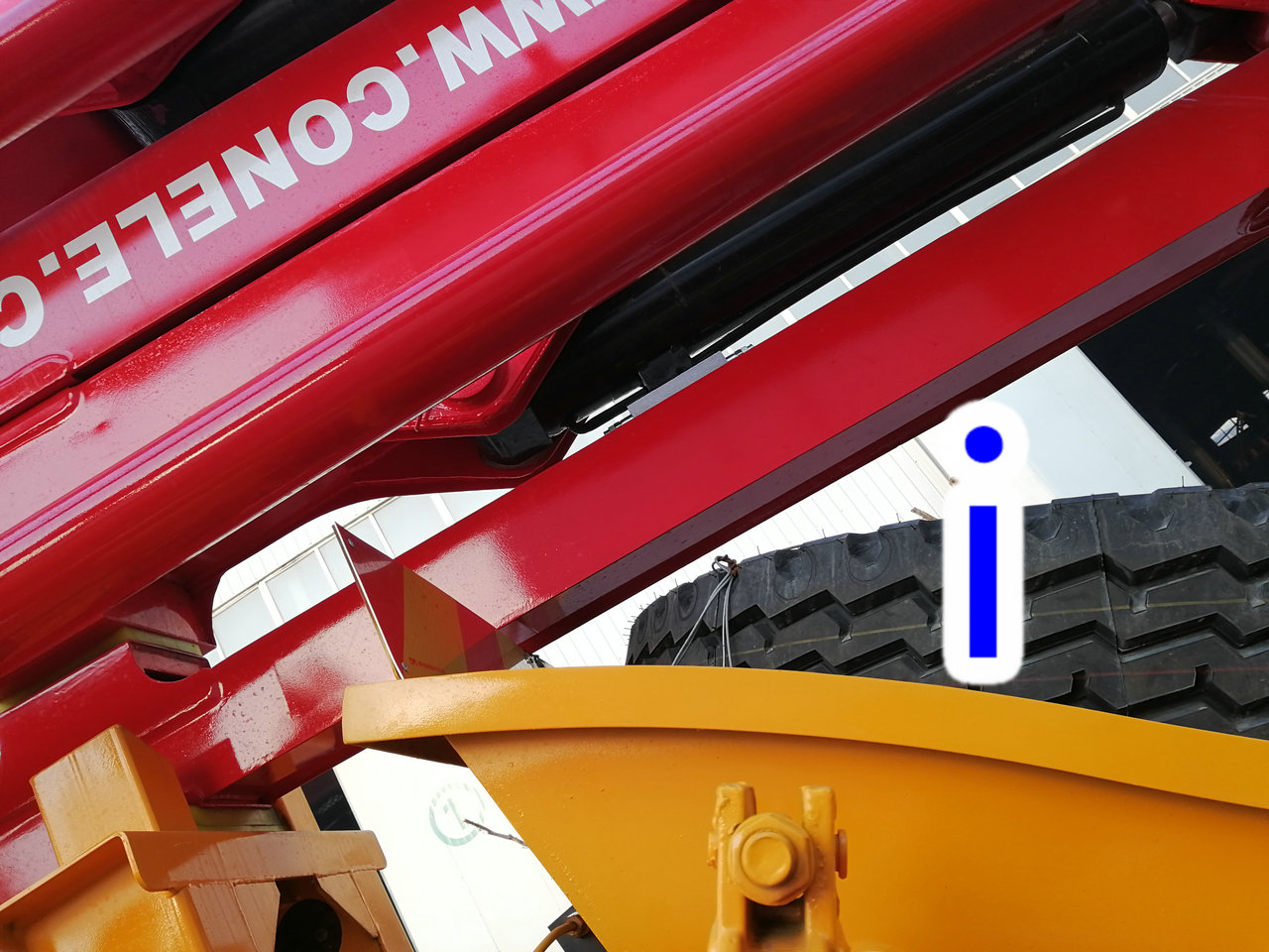 青島小型混凝土泵車價格 (17)