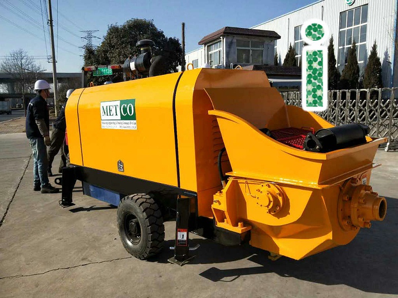 青島（dǎo）混凝土輸送泵（bèng）價格