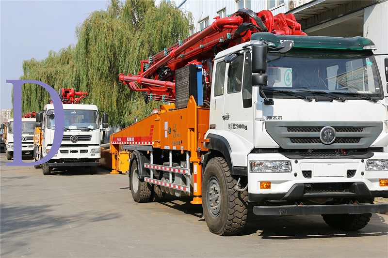 青島混凝土泵（bèng）車價格 (7)