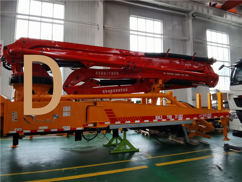 青島（dǎo）混凝土泵車價格 (15)