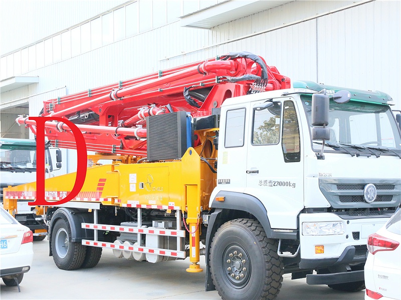 青島混凝（níng）土泵車（chē）價格 (7)