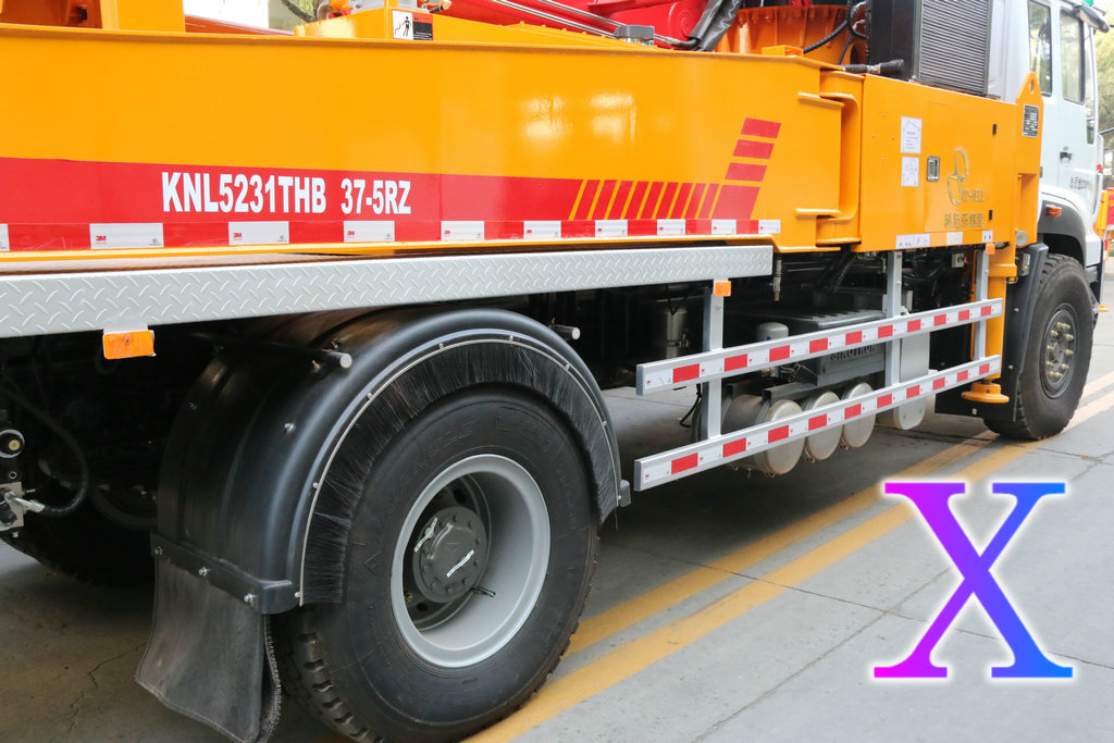 小型泵（bèng）車