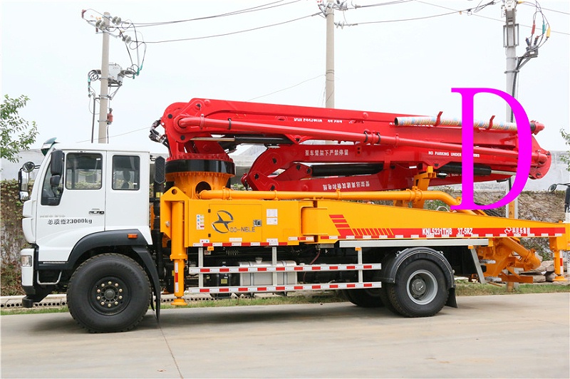 青（qīng）島小型混凝土泵車價格 (6)