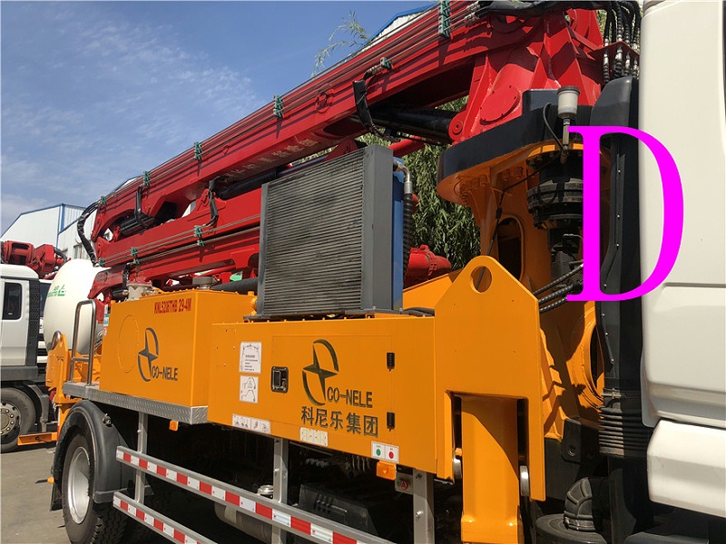 青島小(xiǎo)型混凝土(tǔ)泵車價格 (13) 青島小型混凝土泵車(chē)價(jià)格 (13)