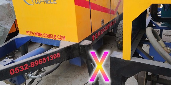 混凝土泵之相對運動的眼（yǎn）鏡板和切割環（huán）之間是如何進行完（wán）美配（pèi）合的？