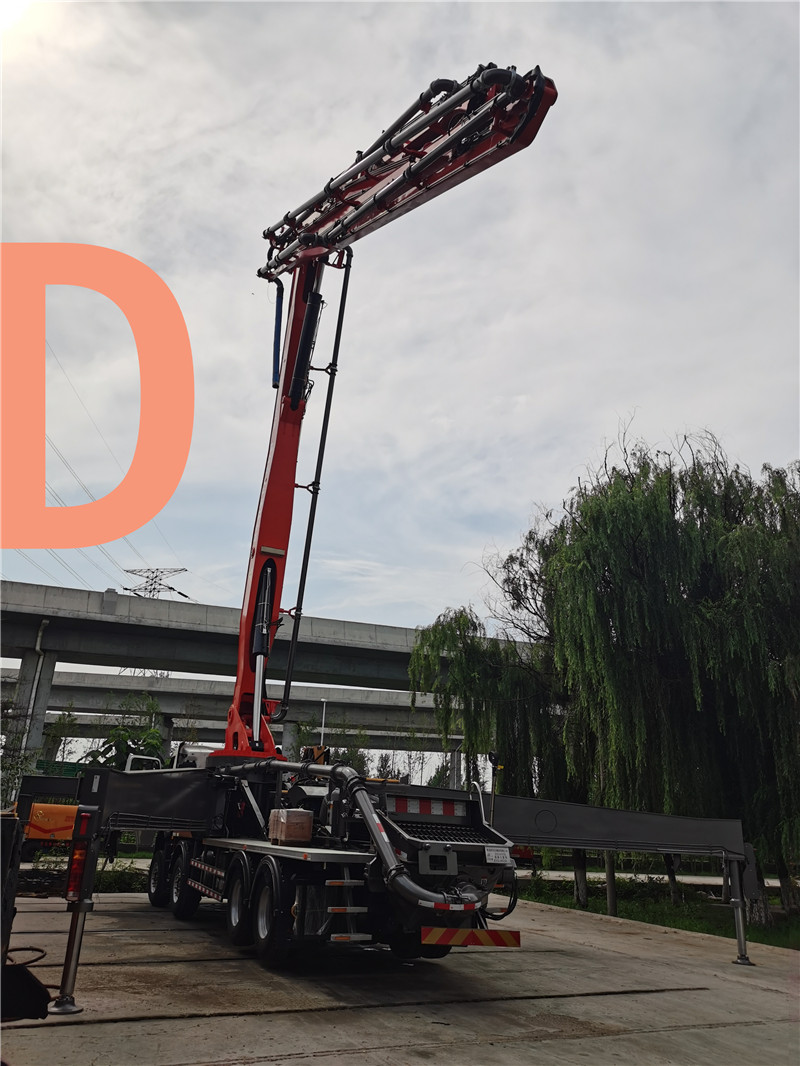 青島混（hún）凝土泵車價格（gé） (71)