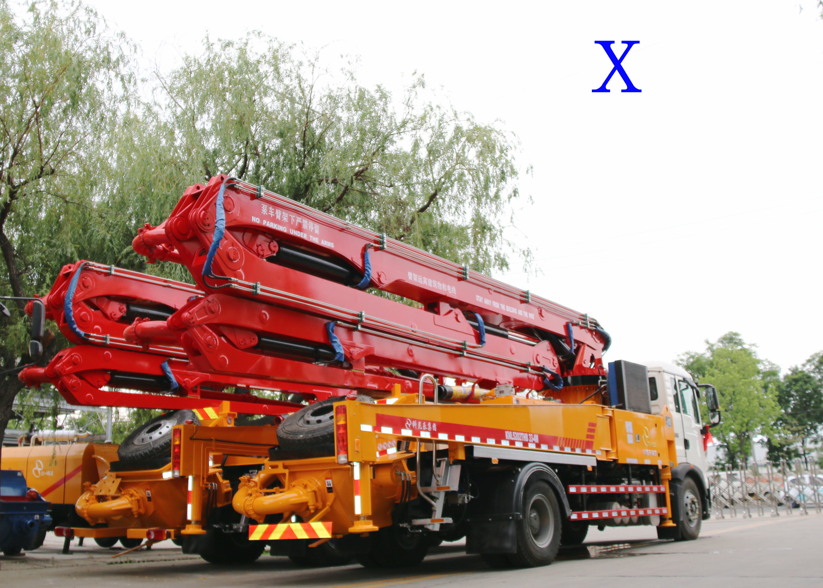 小型泵（bèng）車