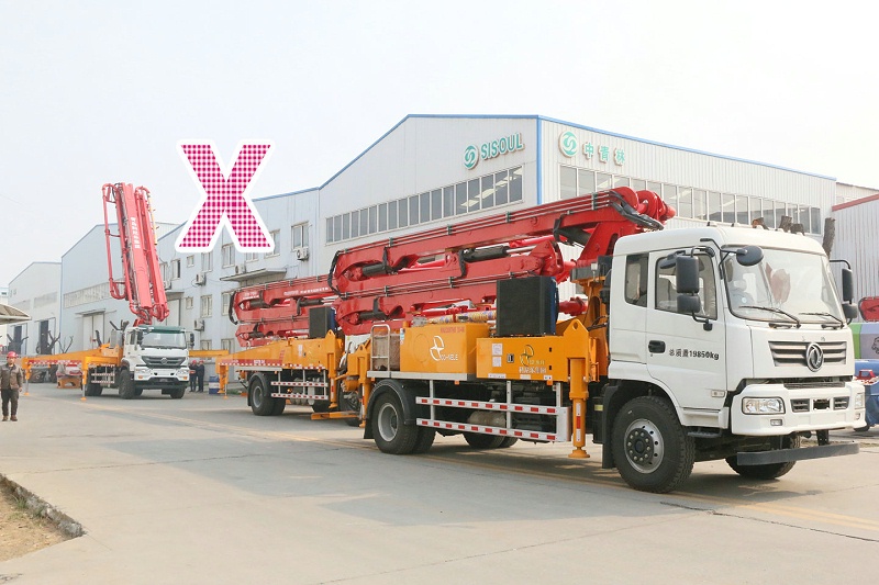 青島小型（xíng）混凝（níng）土泵車價格 (14)