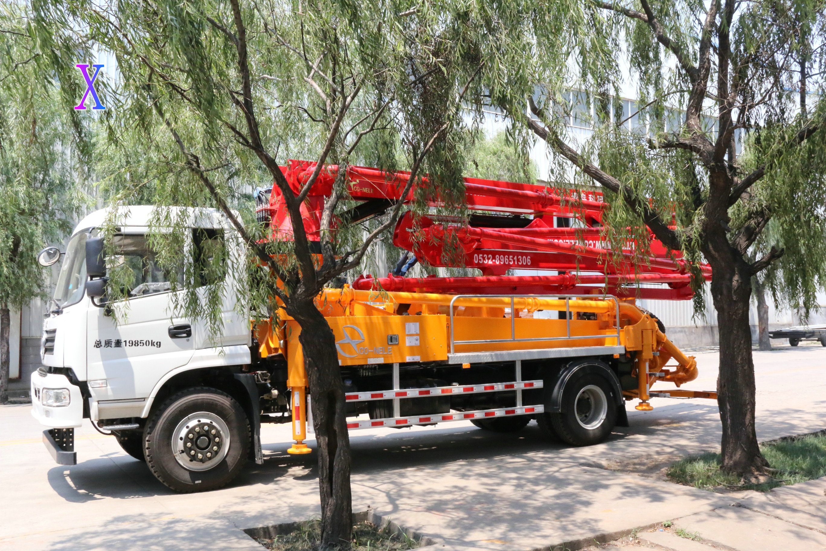 小（xiǎo）型泵（bèng）車