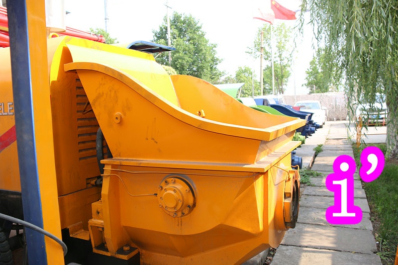 青島混（hún）凝土輸送（sòng）泵（bèng）價格 (9)