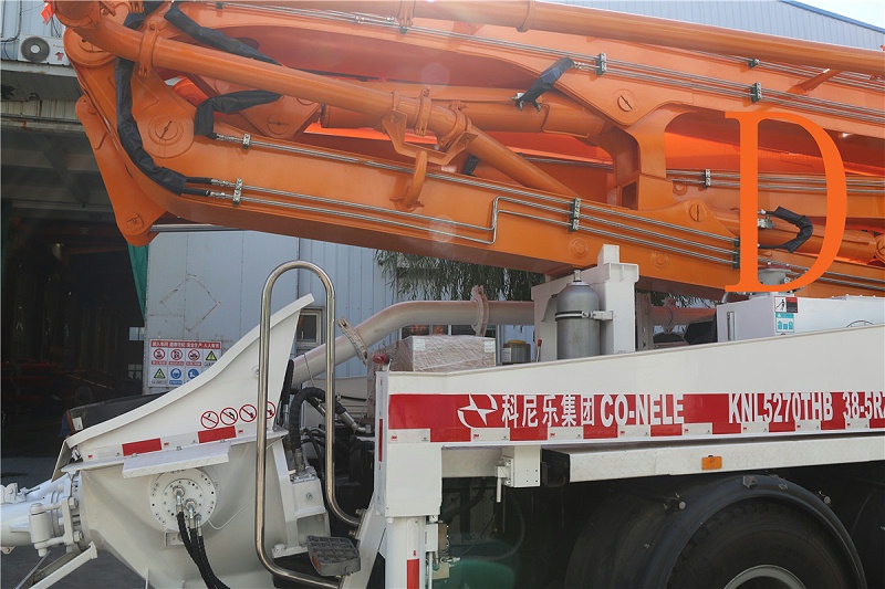 青（qīng）島混凝土泵車價（jià）格 (9)