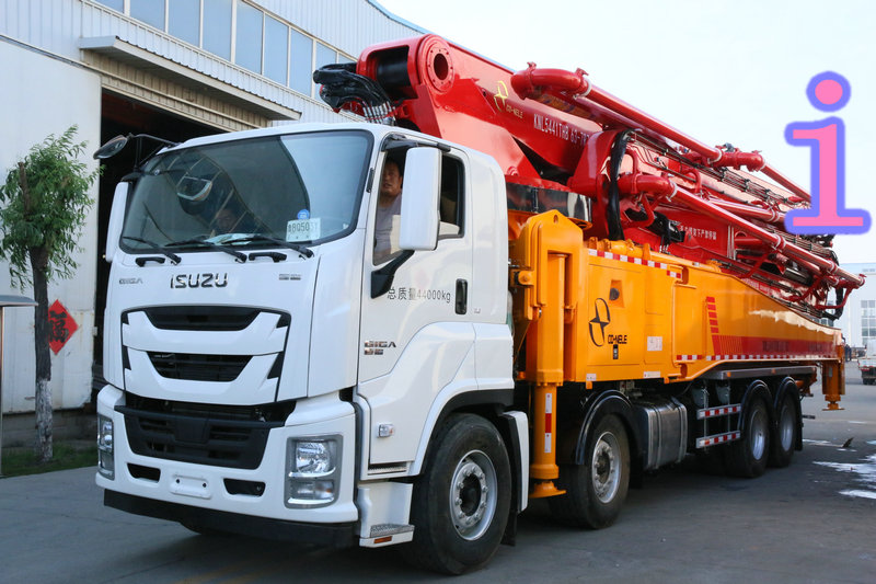 青島小型混凝土泵車價格（gé） (9)