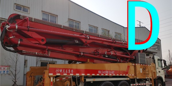 泵車作業後，不得用壓縮空氣衝洗布料杆配管