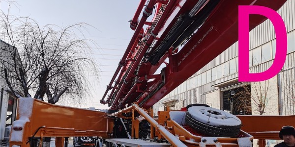 如今泵車的操控越來越安（ān）全（quán）