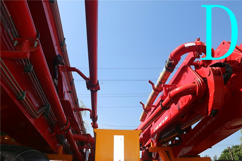 青島小型（xíng）混凝土泵車價格（gé） (7)