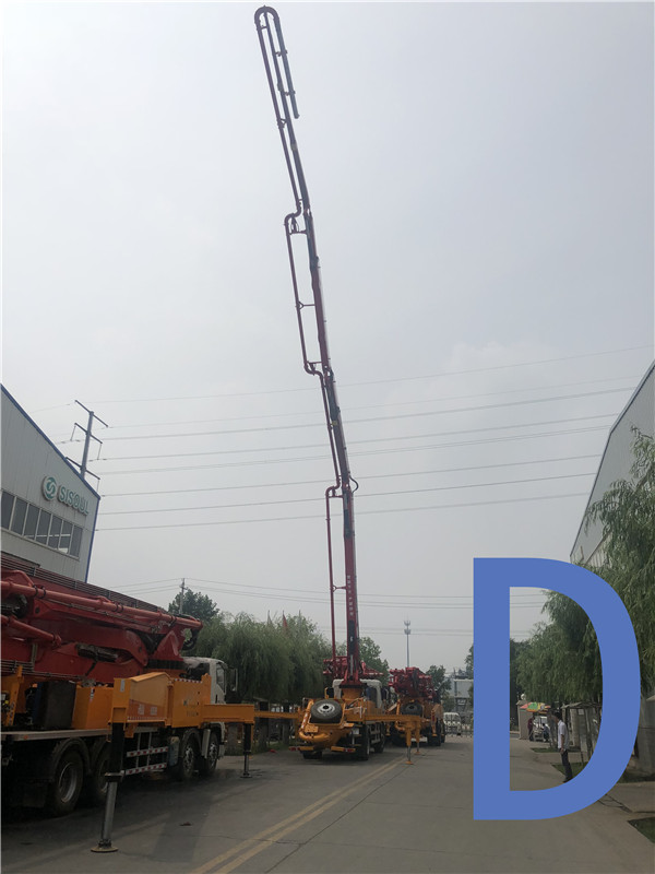 青島（dǎo）混凝（níng）土泵車價格 (57)