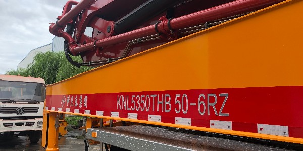 液壓缸由（yóu）哪些部（bù）分組成？