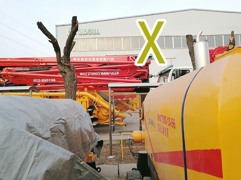 青島混（hún）凝土輸送泵價格 (5)