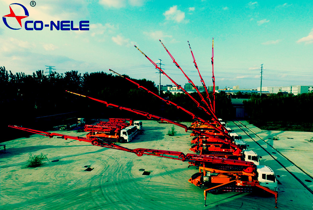 小型混凝土泵（bèng）車，科（kē）尼樂（lè）天泵